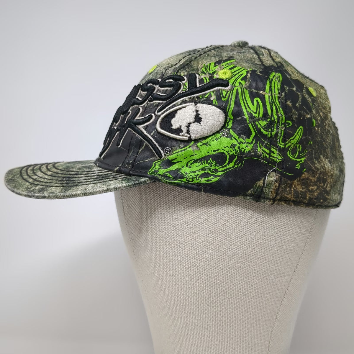 Mossy Oak Baseball Cap Green Black White M Camo Stretch Fit Embroidered Hat
