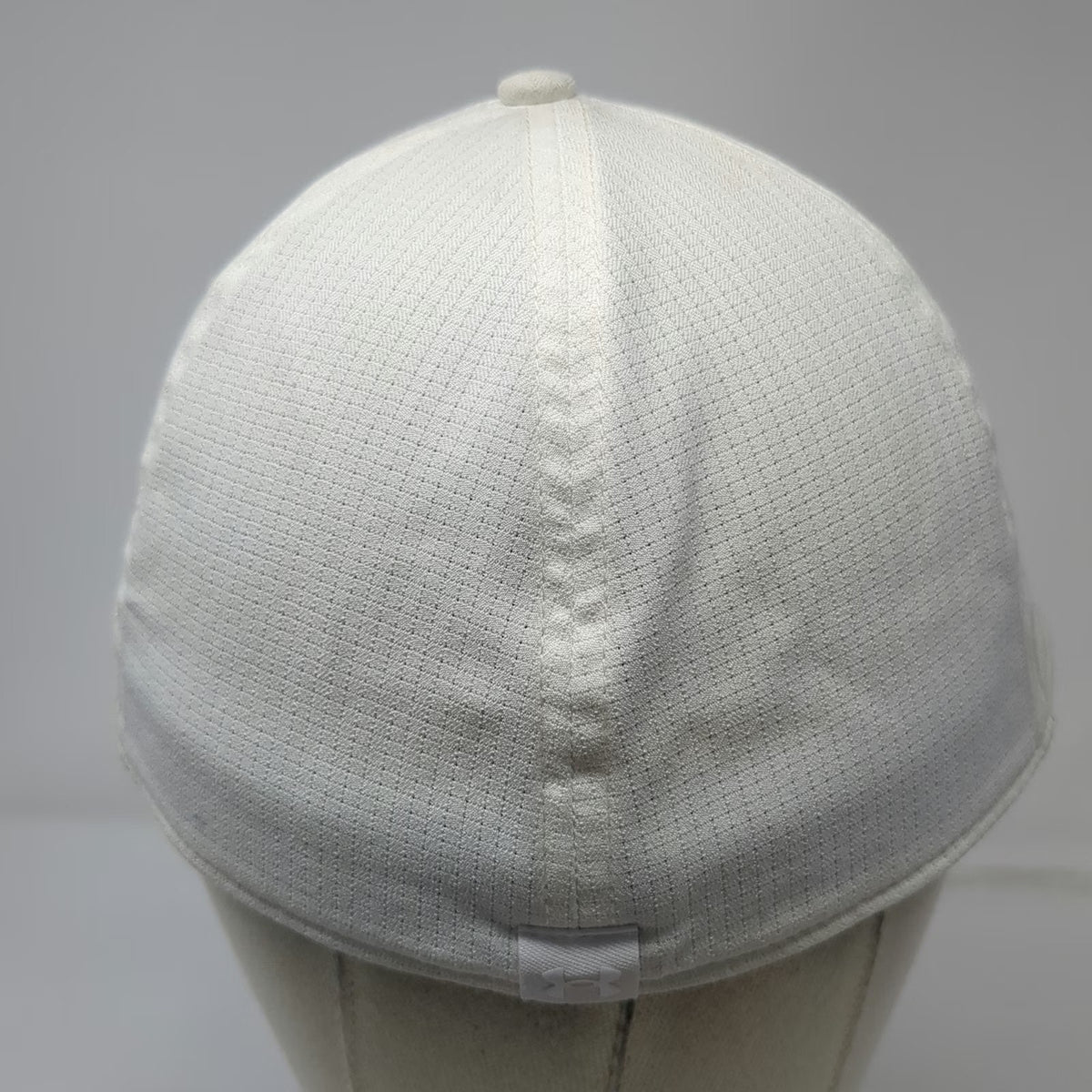 Under Armour Baseball Cap White XL Musgrove Engineering ISO-CHILL Stretch Hat