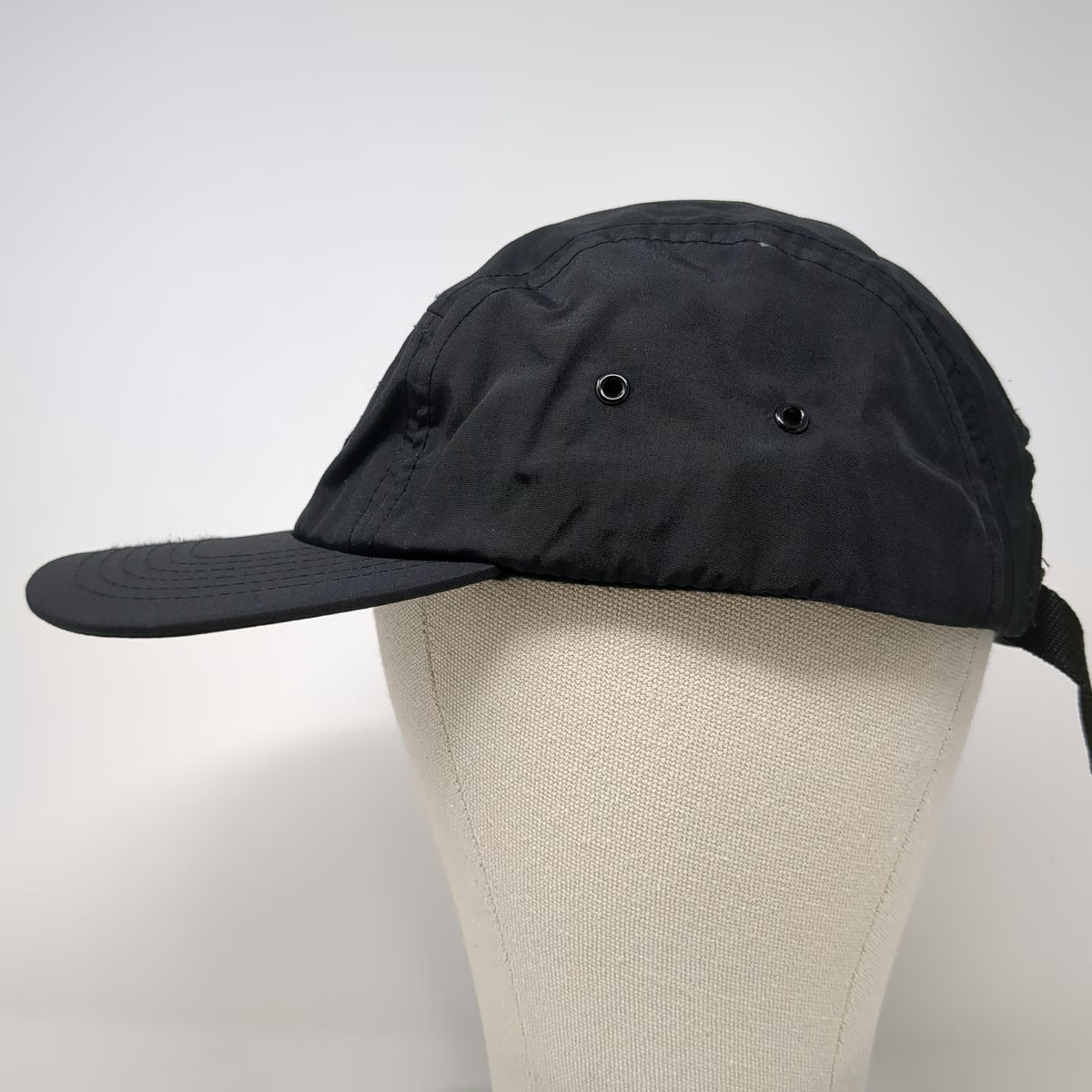 Loge 5 Panel Black Hat One Size Strapback Flat Brim Live Outside Go Explore
