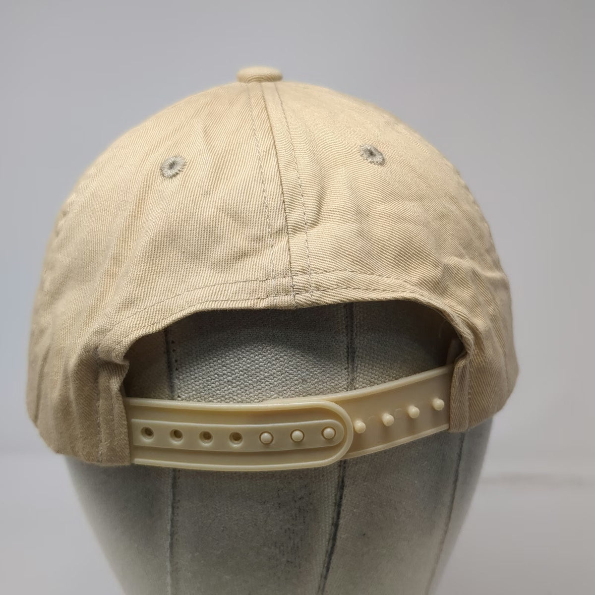 Hawaiian Heads Snapback Beige One Size Maui Palm Trees Embroidered Travel Hat