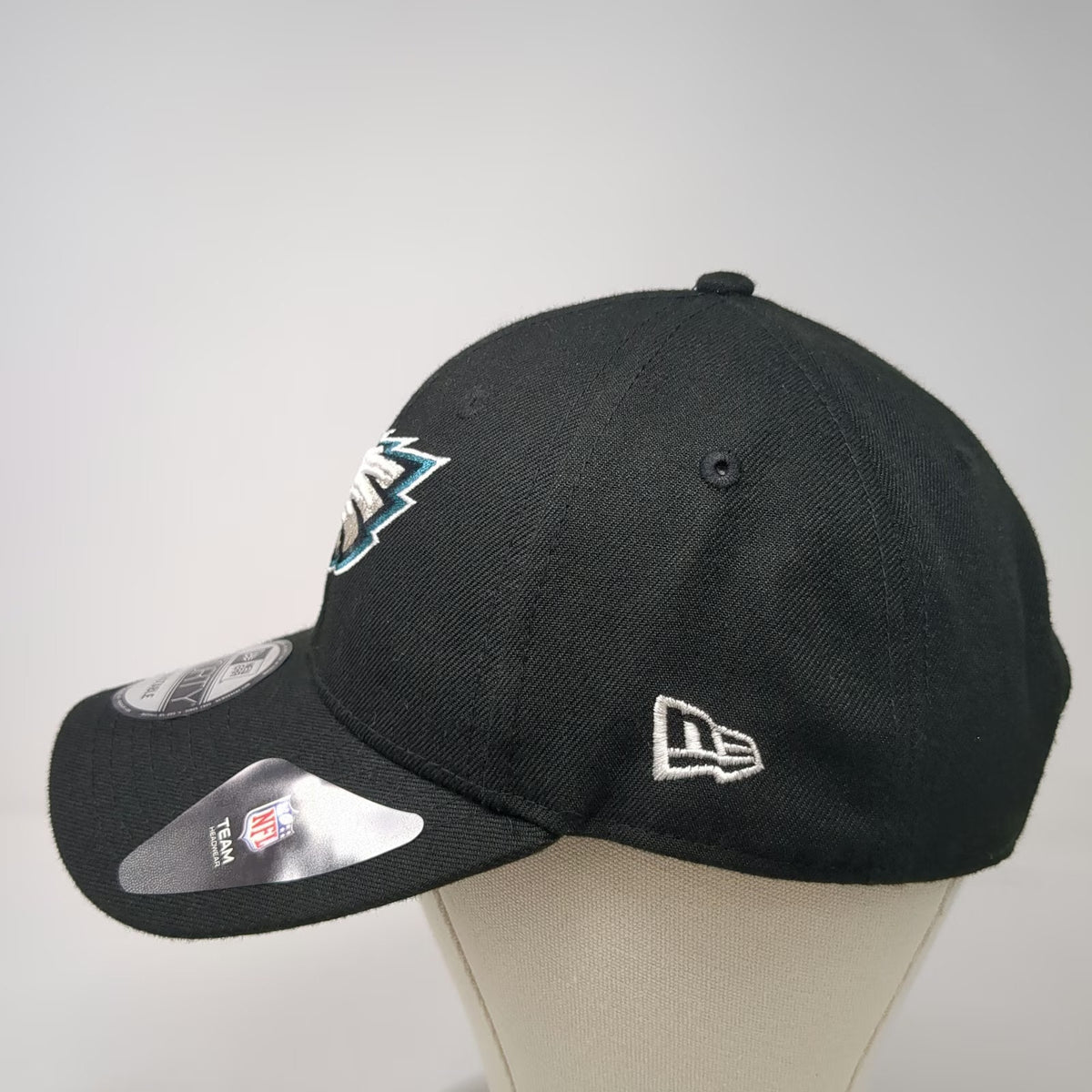 New Era Philadelphia Eagles NFL Snapback Black One Size 9FORTY Hat Curved Brim
