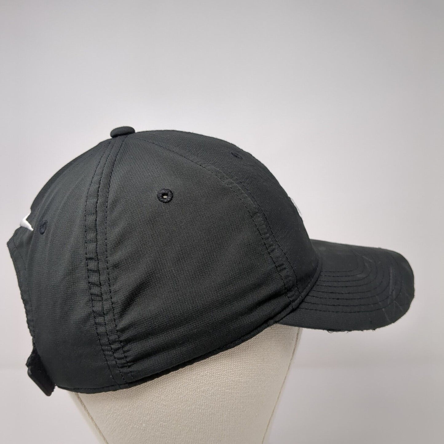 Nike Swoosh Strapback Hat Black OSFM Embroidered Logo Adjustable Solid