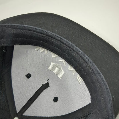 Bioworld Wayne Industries 5 Panel Black One Size Snapback Batman Flat Bill Hat