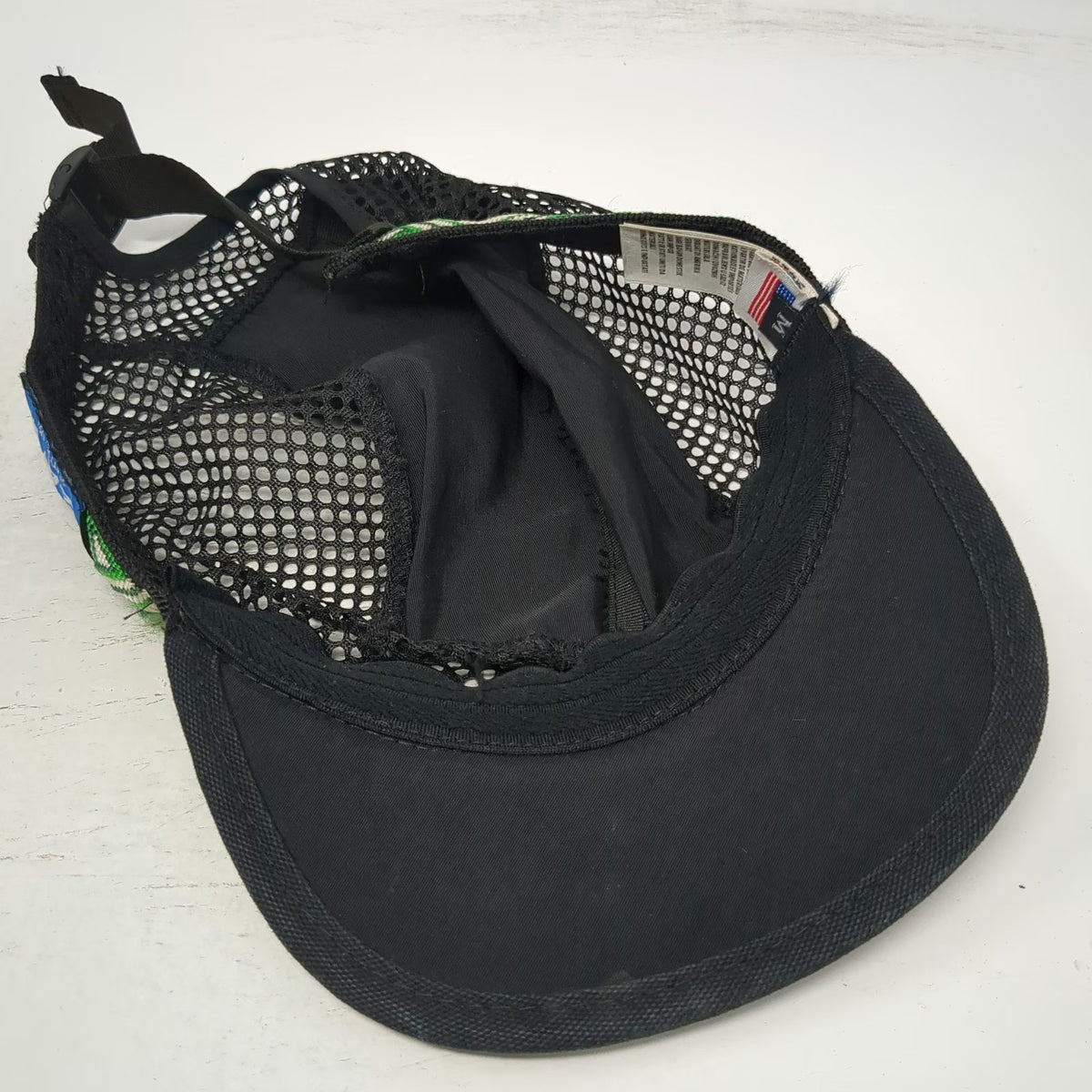 KAVU 5 Panel Cap Black M Mesh Patterned Trim Seattle USA Slideback Outdoor Hat