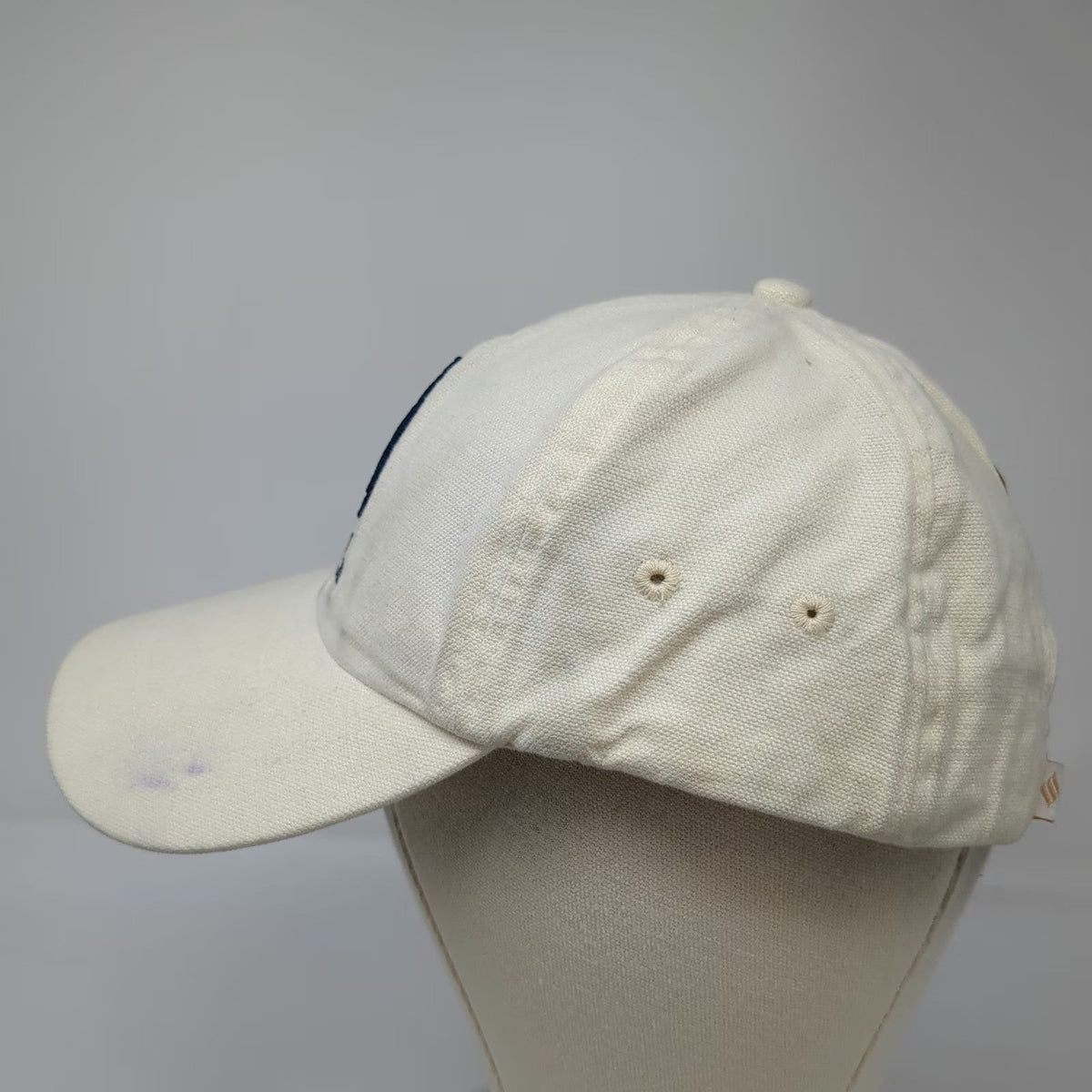 Jumeirah Baseball Cap White One Size Burj Al Arab Embroidered Slideback Hat