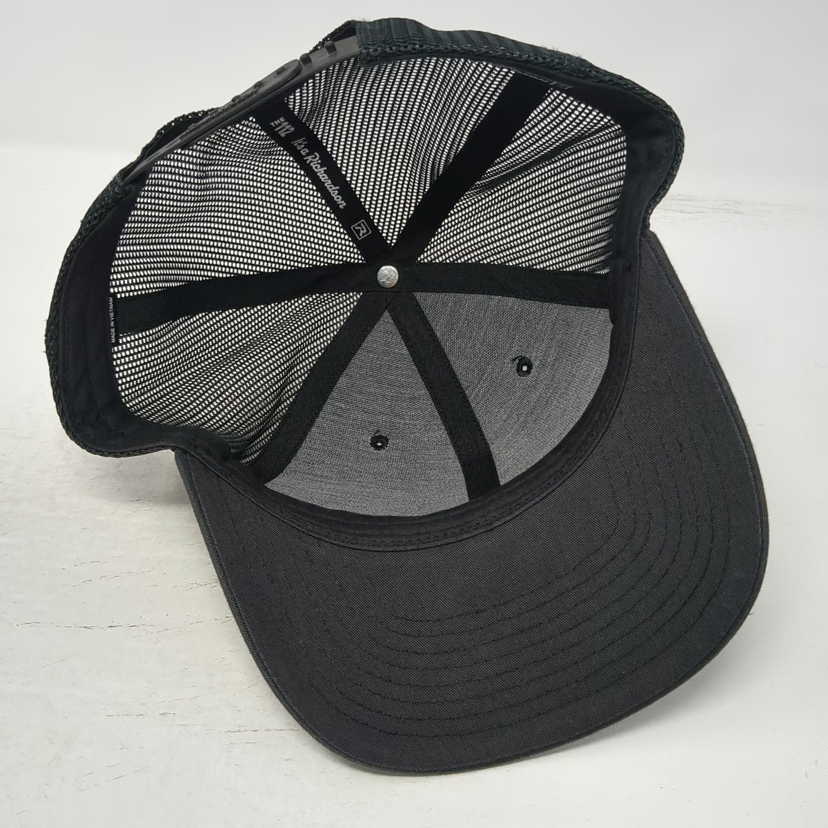 Richardson Trucker Hat Black L Snapback Cowtown Milk & More Leather Patch