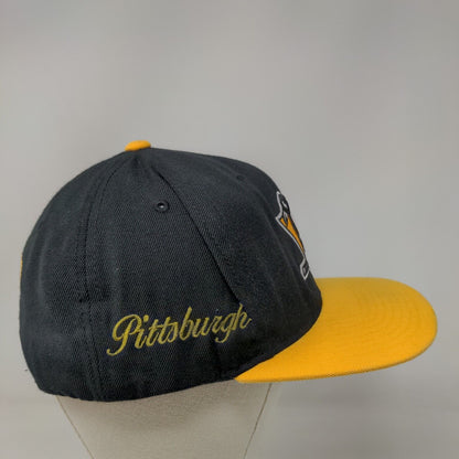 Pittsburgh Penguins Snapback Hat Black Yellow Mitchell & Ness NHL Embroidered