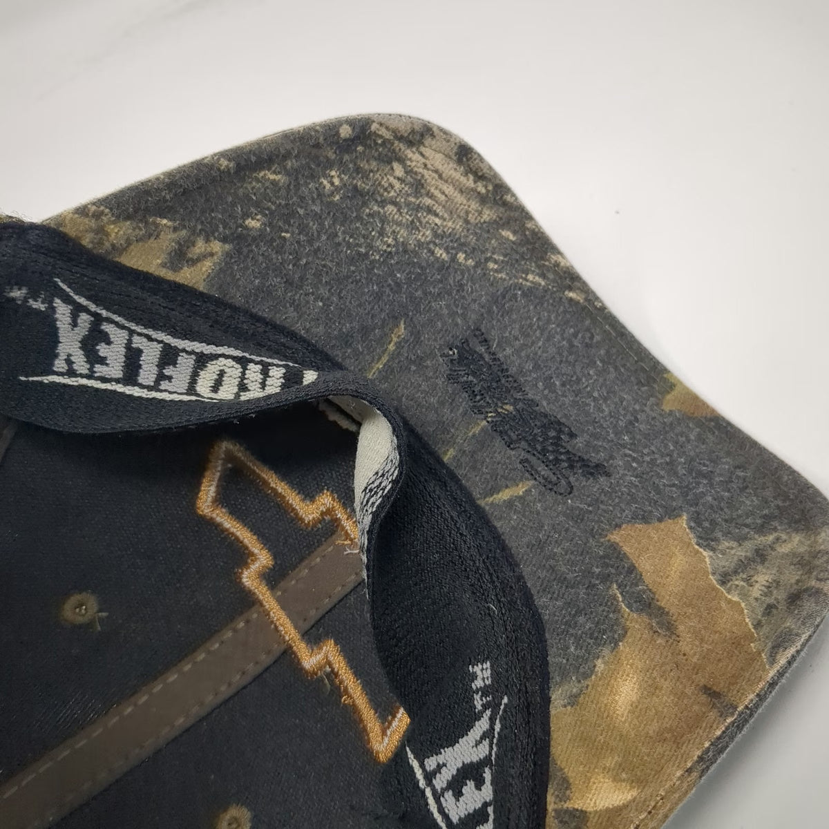Cruisin' Sports Baseball Cap Black One Size Chevrolet Bowtie Camo Mesh Hat