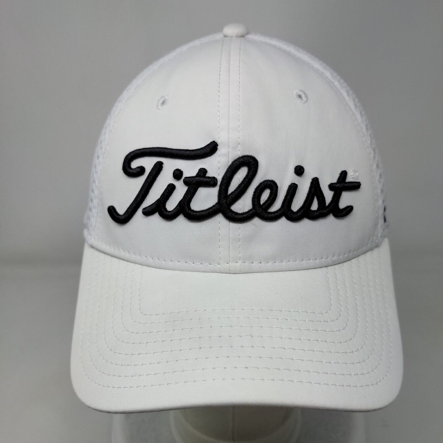 Titleist Pro V1 FJ Fitted Hat White M/L Breathable Mesh 6 Panel New Era