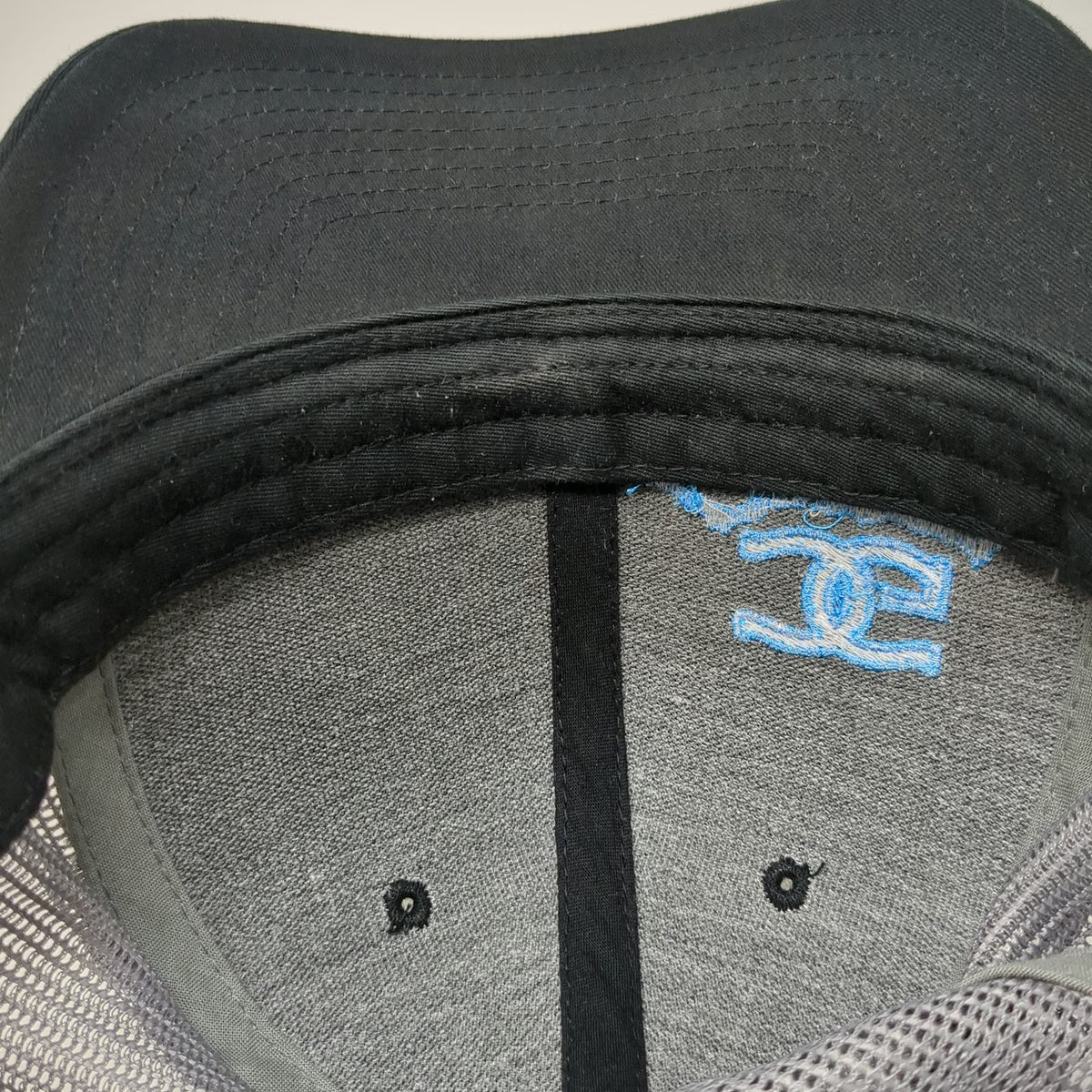 Richardson Trucker Hat Black One Size Snapback Gray Mesh Cherry Gulch Logo Blue
