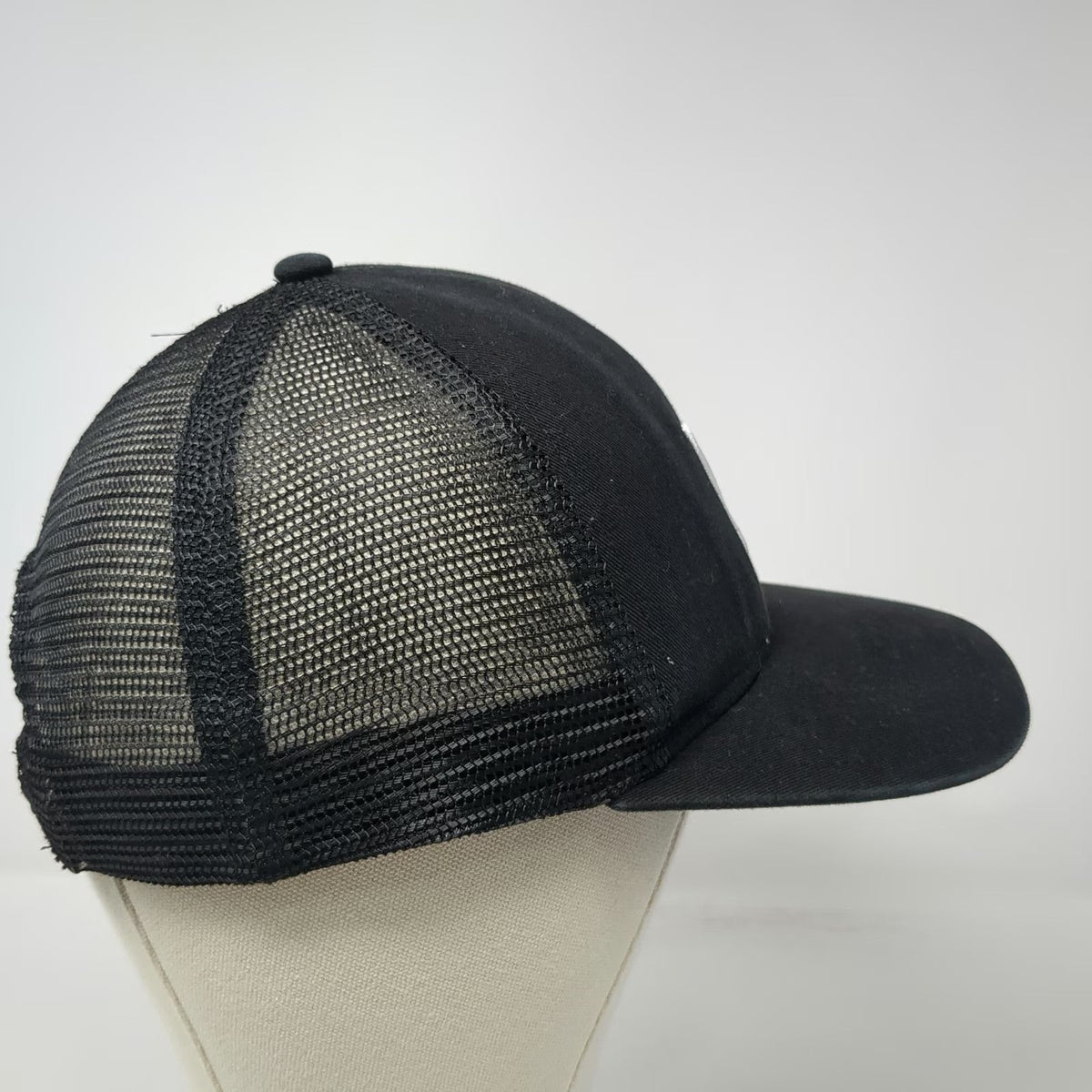 Hurley Trucker Hat Black One Size Mesh Snapback Embroidered Logo Surf Skate