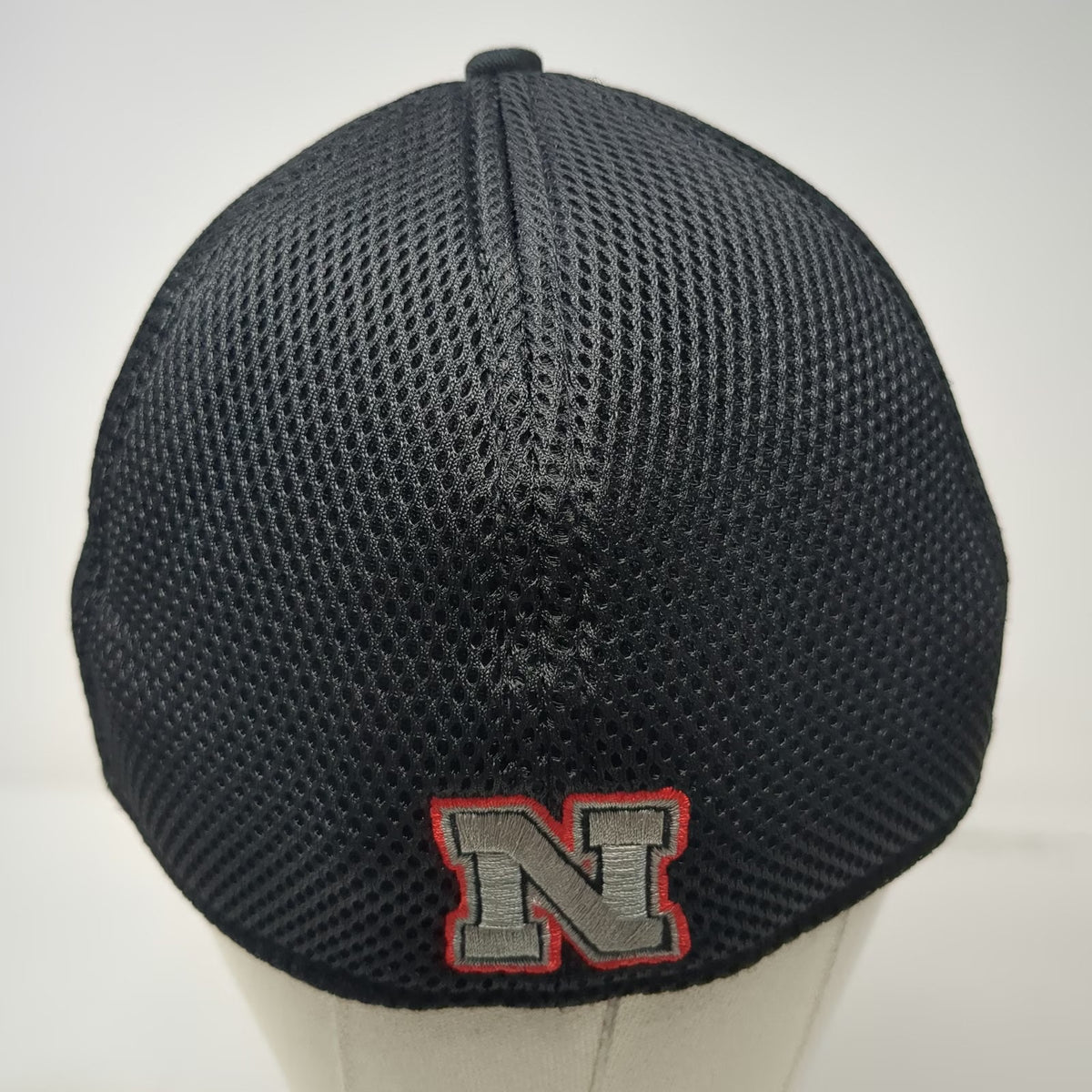 Nebraska Cornhuskers NCAA New Era Hat Black XL Mesh Back 39THIRTY Stretch Fit