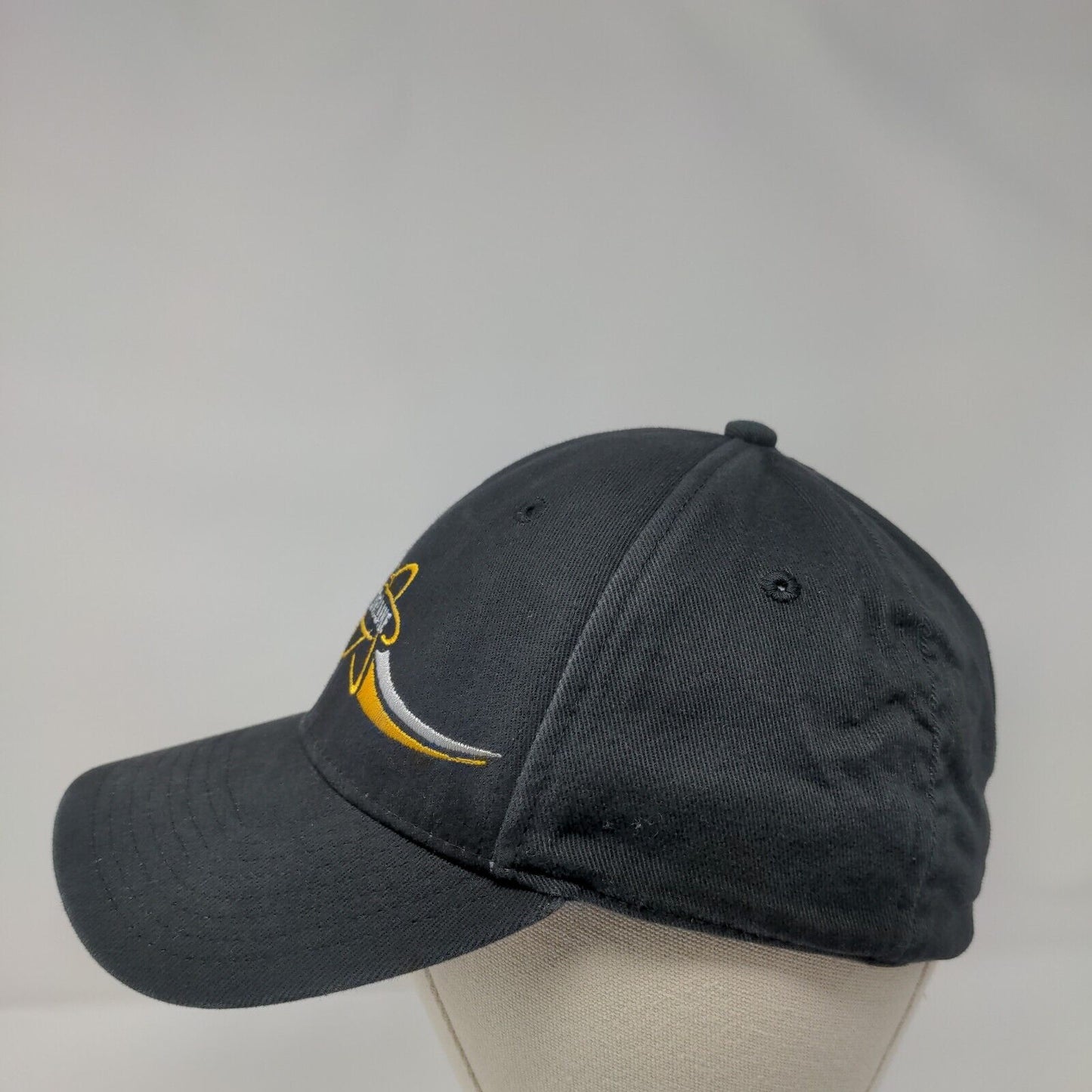 Denuke Fitted Hat Black M/L Embroidered 6 Panel Pro Flex Outdoor Cap