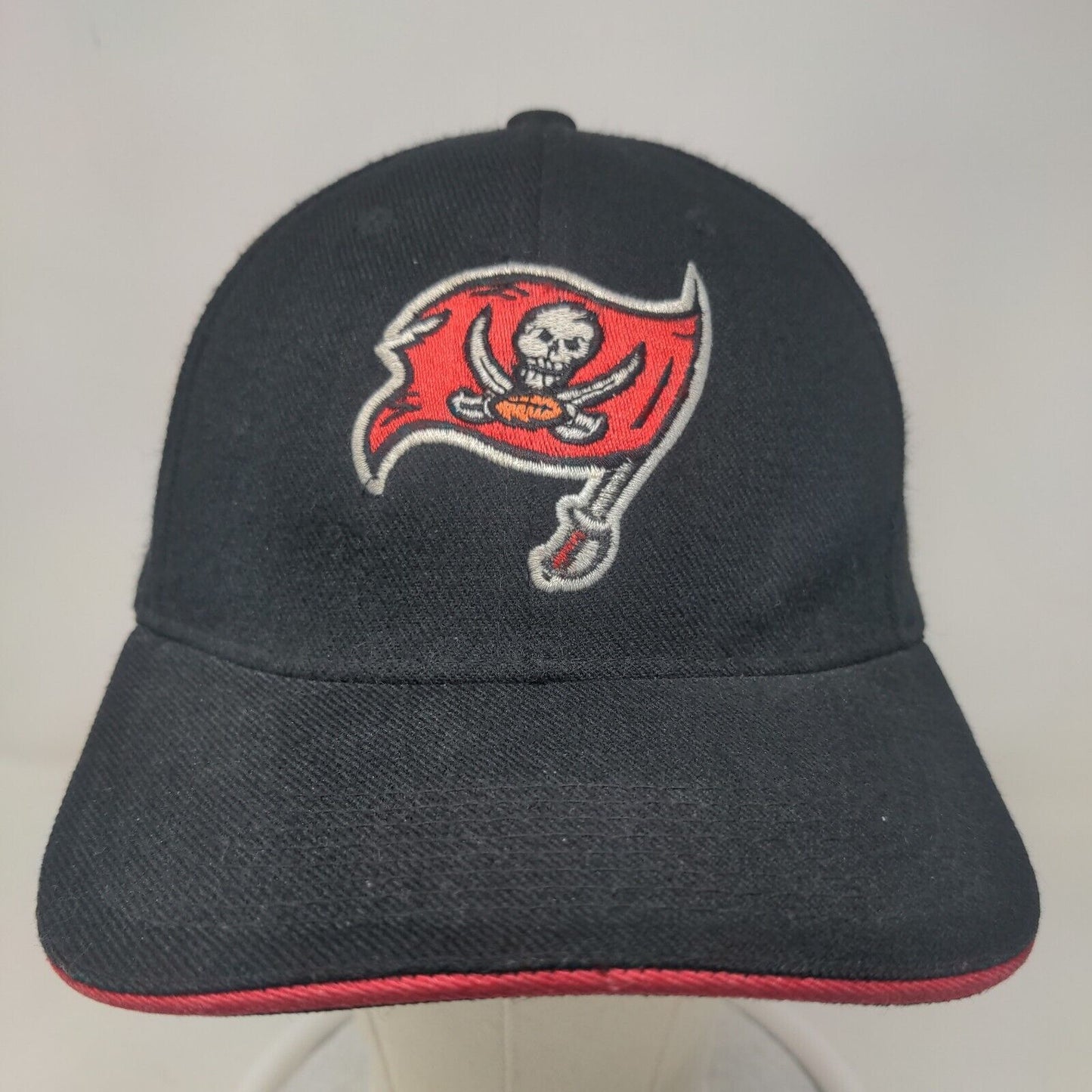 Twins Enterprise Men's Strapback Hat Black OSFA Embroidered Tampa Bay Buccaneers