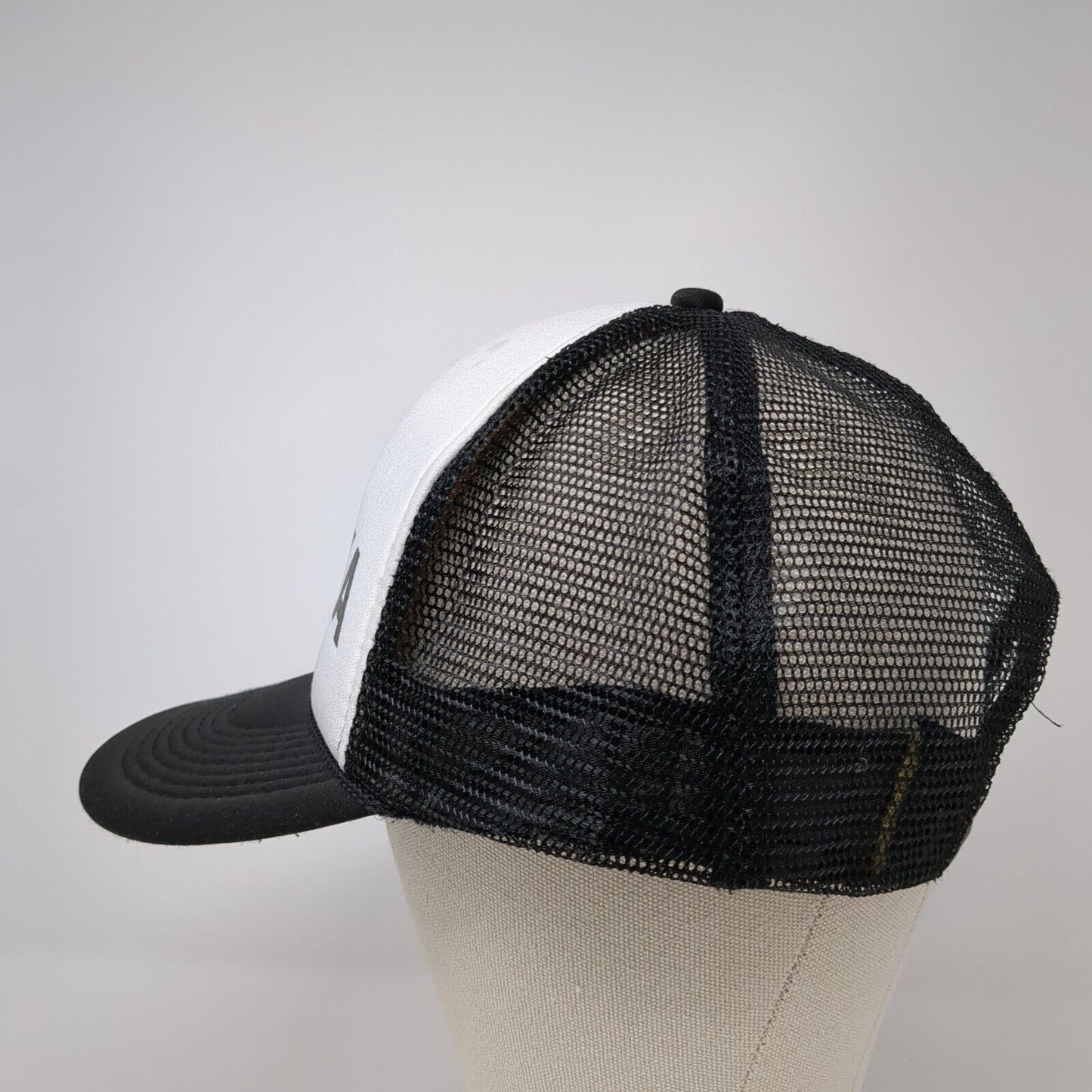Alaska Snapback Mesh Back Rope Trucker Hat Black One Size Otto