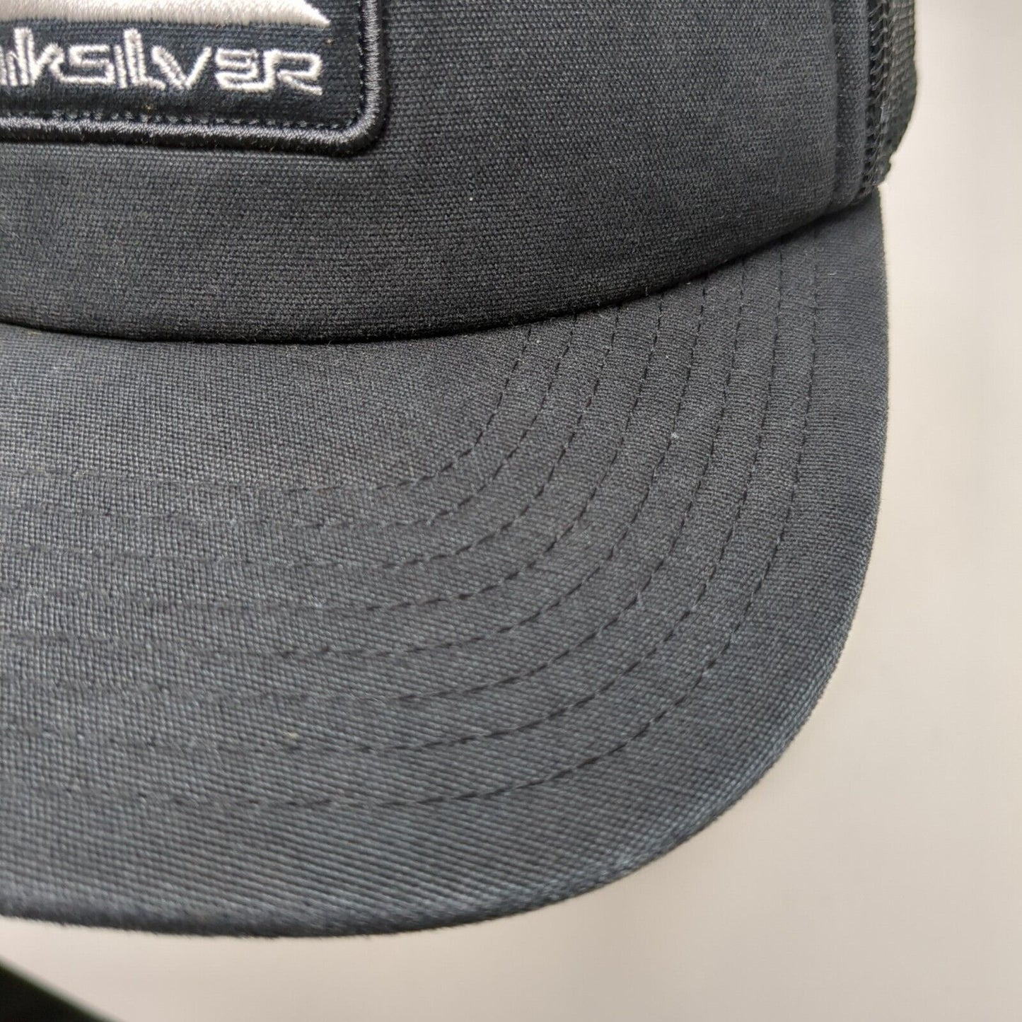 Quiksilver Snapback Trucker Hat Black OSFM Adjustable Embroidered Mesh Back