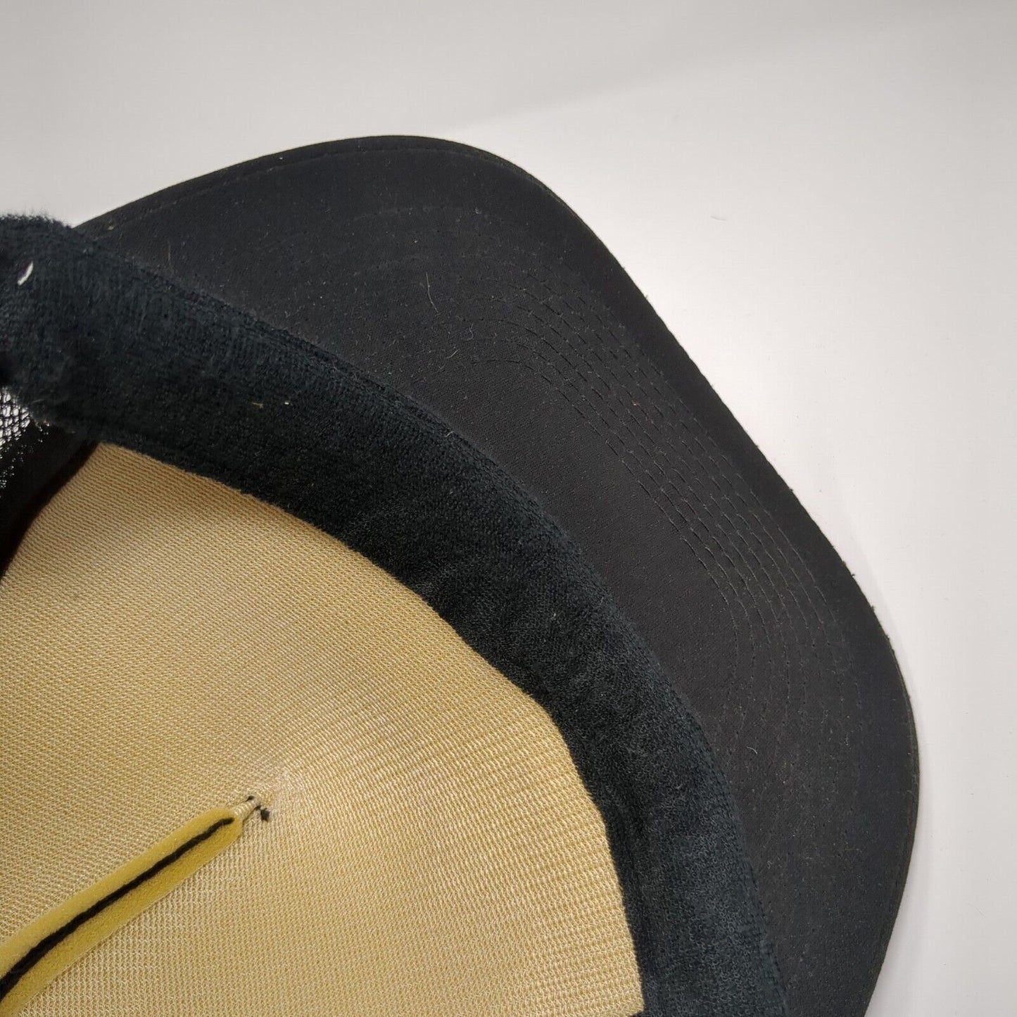 MWR Maui Wave Riders.com Snapback Trucker Hat Black OS Adjustable Mesh Rope Otto