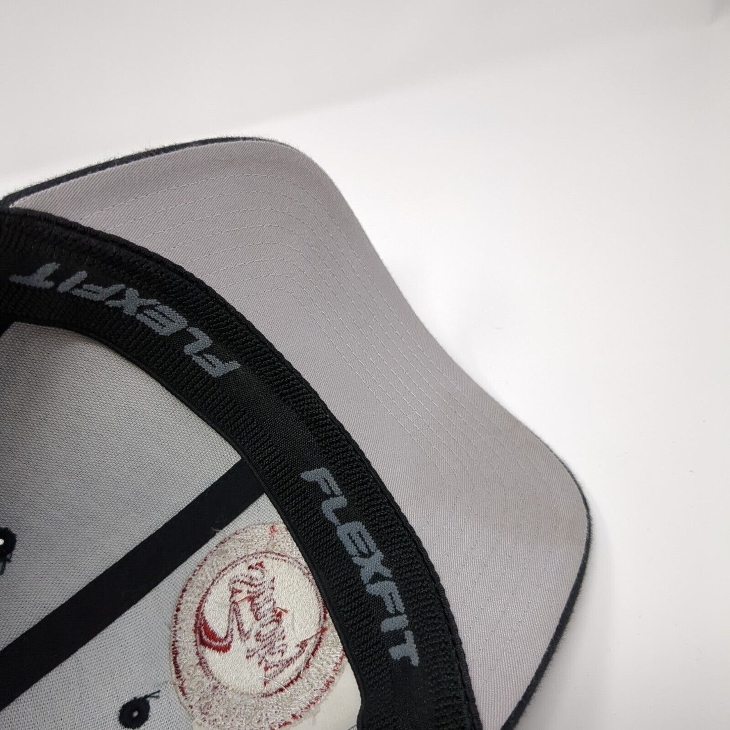 Smoky Mountain Pizzeria Grill Fitted Hat Black L/XL Flexfit Embroidered