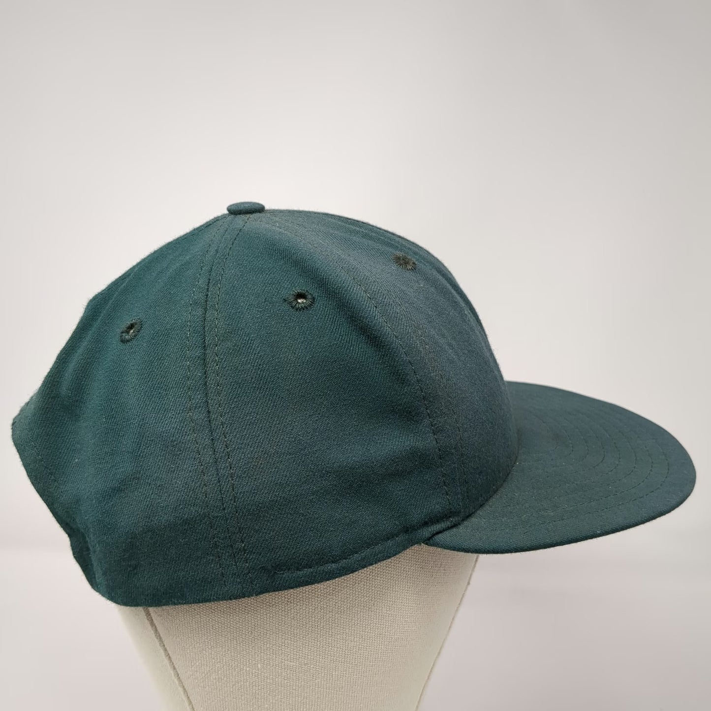 New Era Snapback Hat Green L Cursive B Lion Head Embroidery USA Made Vintage