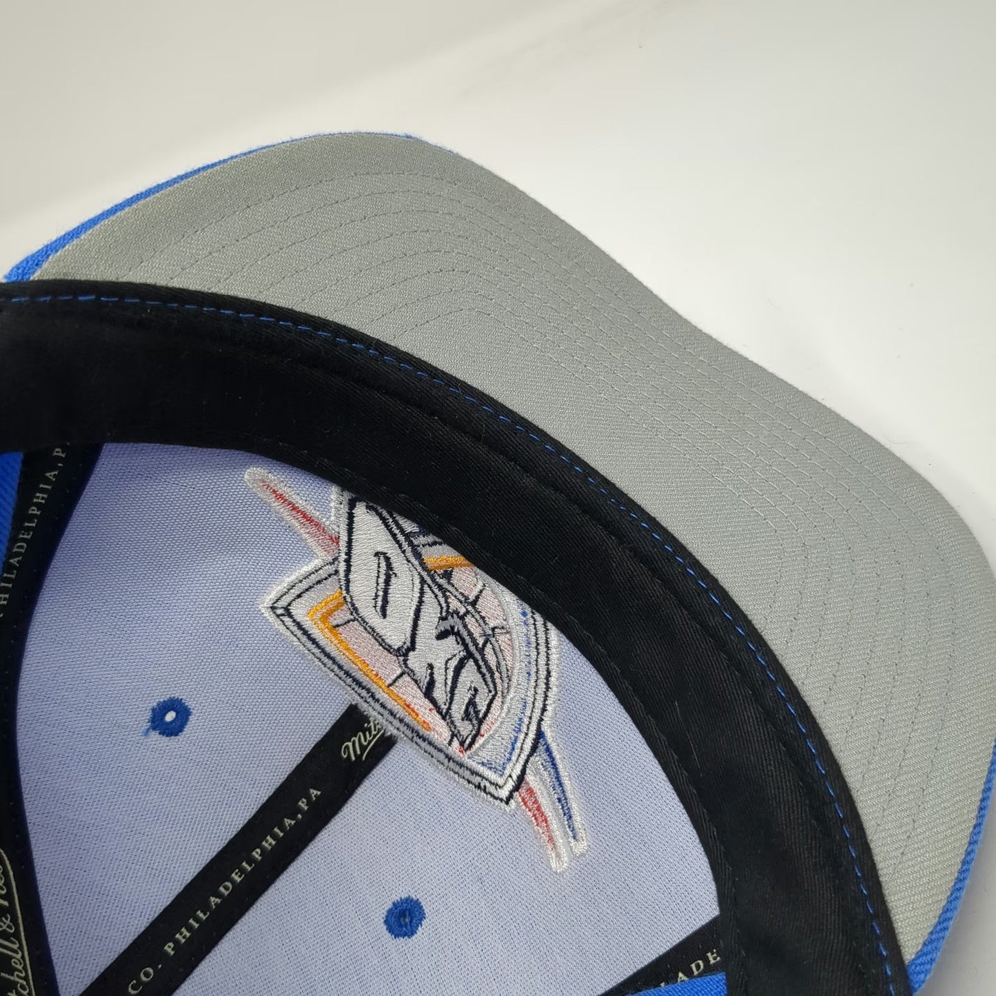 Oklahoma City Thunder NBA Mitchell & Ness Cap Blue 7 1/8 Wool Gray Underbrim