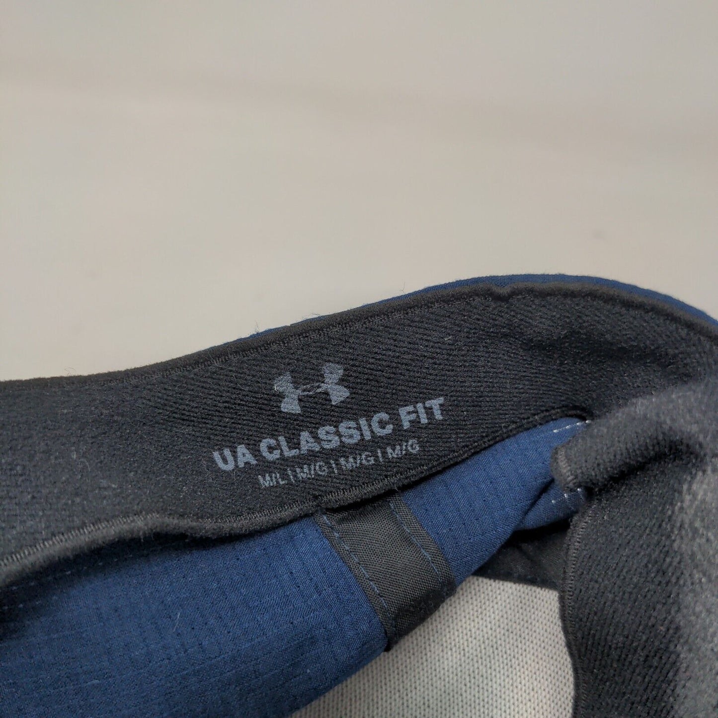 Under Armour Golf Fitted Hat Blue Medium/Large Embroidered Classic Fit