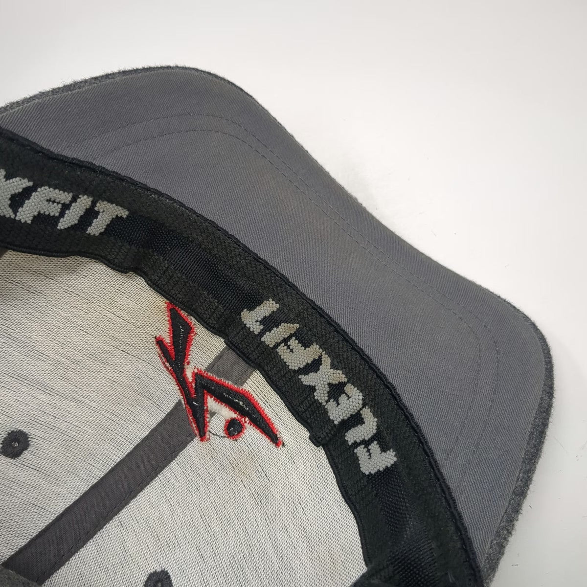 Rusty Baseball Cap Gray One Size Flexfit Embroidered Logo Surf Skate Wear Hat