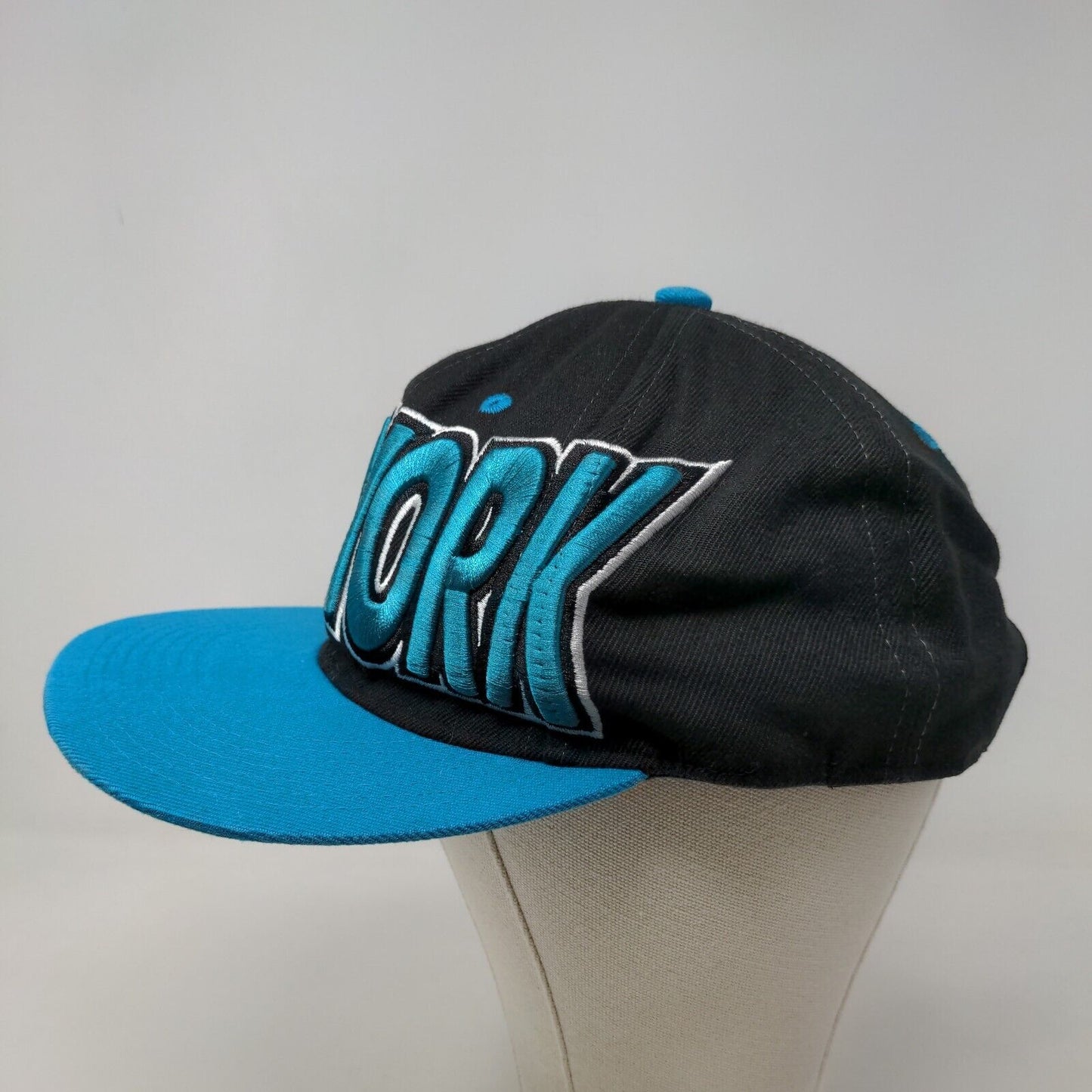 City Hunter Men's Snapback Hat Blue Black Adjustable New York Embroidered Logo