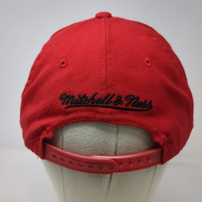 Chicago Blackhawks NHL Mitchell & Ness Snapback Red Hat One Size Green Brim Wool