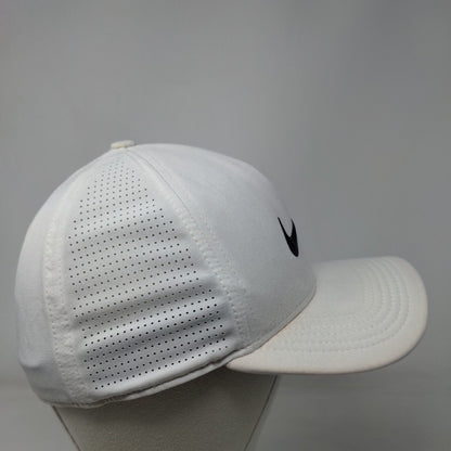 Nike Golf Fitted Hat White S/M Classic99 Dri-Fit Breathable Mesh 6 Panel