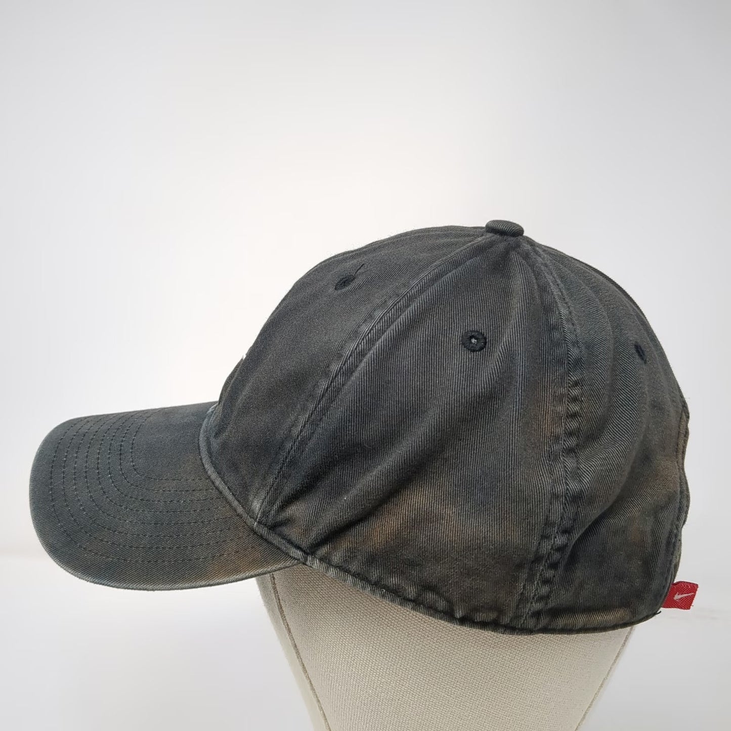Nike Baseball Cap Black Embroidered Swoosh Slideback Hat Vintage Gray Tag