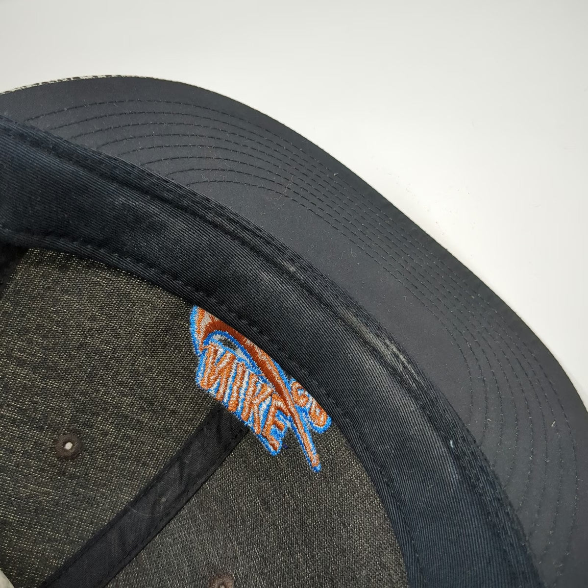 Nike Baseball Cap One Size White Black Safari Print Fitted Logo Skate Board Hat