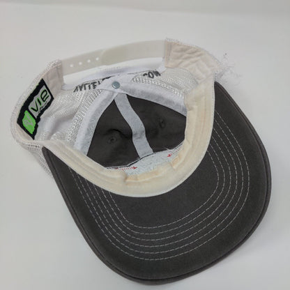 Valley Country Store Snapback Trucker Hat Gray OSFA Adjustable Mesh Vie Gear