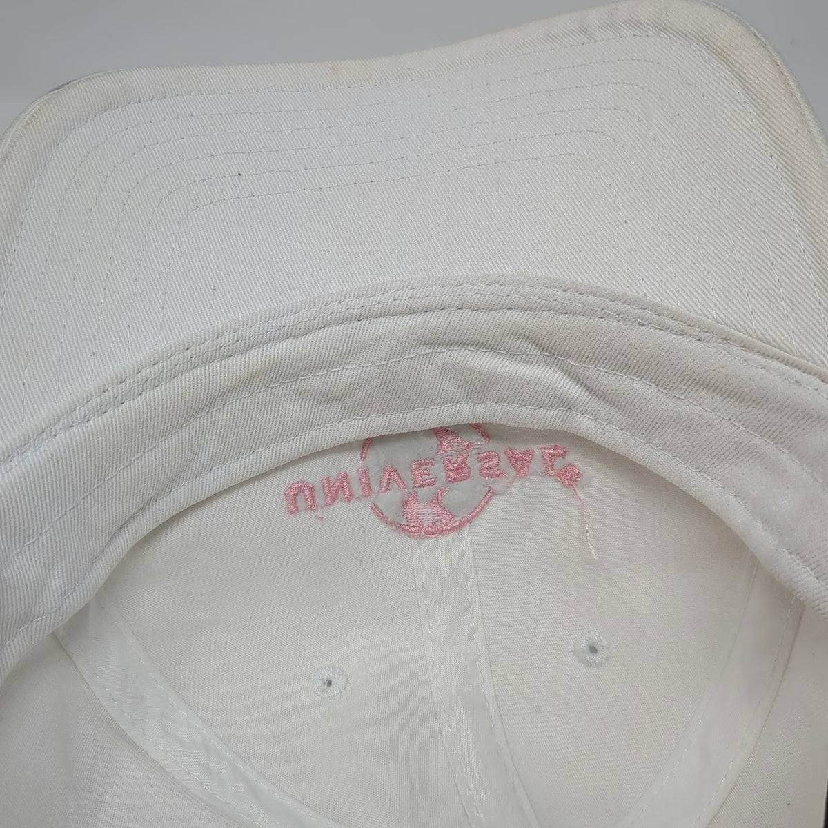 Universal Studios Baseball Cap White One Size Pink Embroidered Logo Slideback
