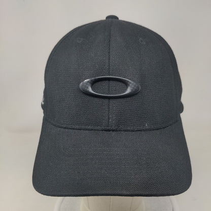 Oakley St. Peter Rack Fitted Hat Black One Size Flexfit Yupoong