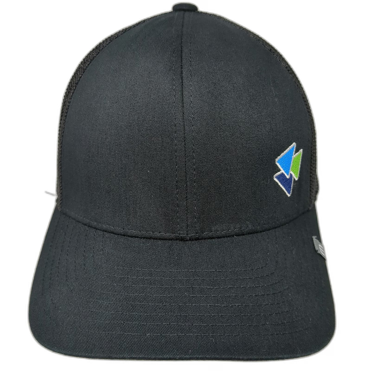 TravisMathew Trucker Hat Black One Size Snapback Mesh Flexfit 110 Golf Logo