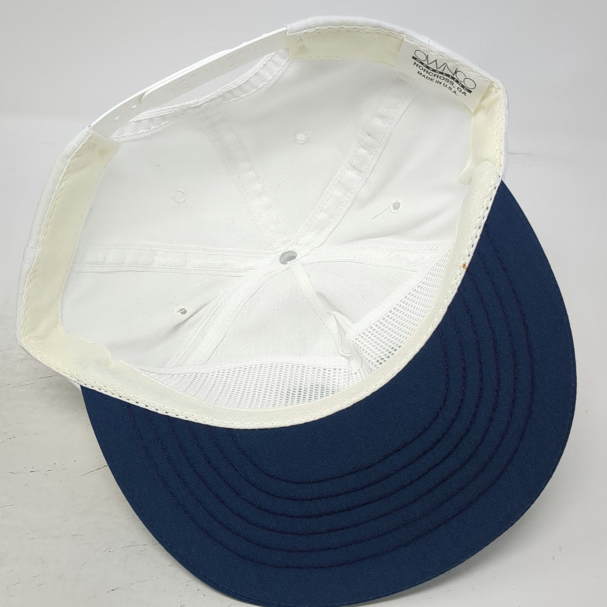 OWNCO Georgia-Pacific Hardwoods 5 Panel White Blue Vintage Snapback Hat Trees