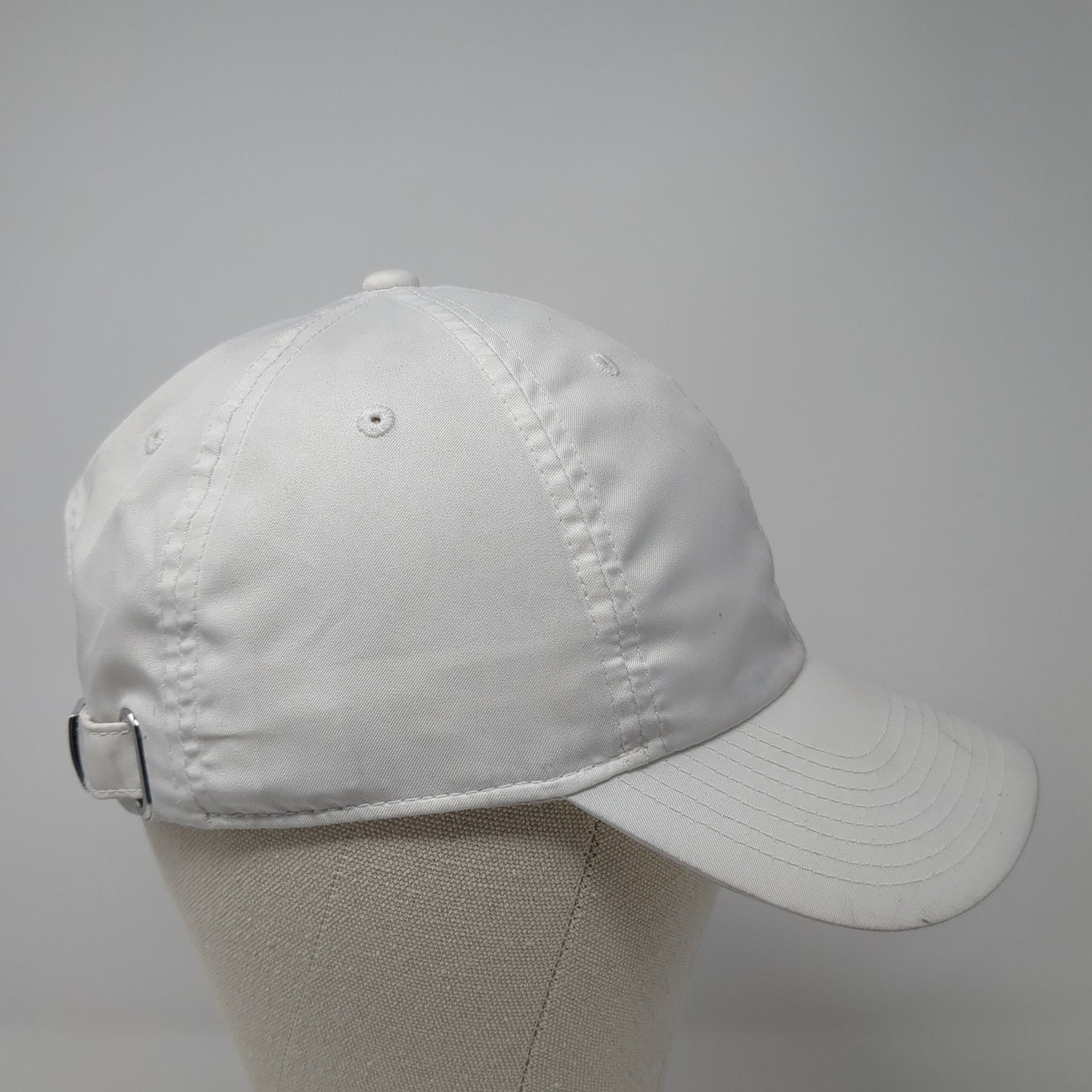 Nike Slideback Hat White One Size Adjustable Heritage86 Vented Holes Polyester