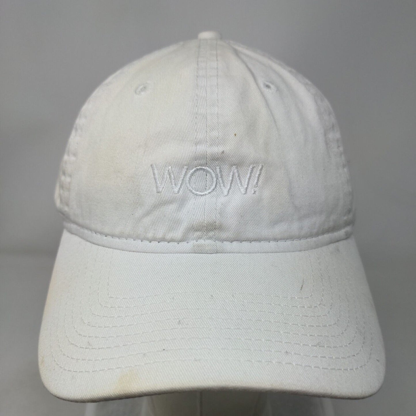 WOW! Slideback Hat White OSFM Embroidered 6 Panel New Era 9Twenty