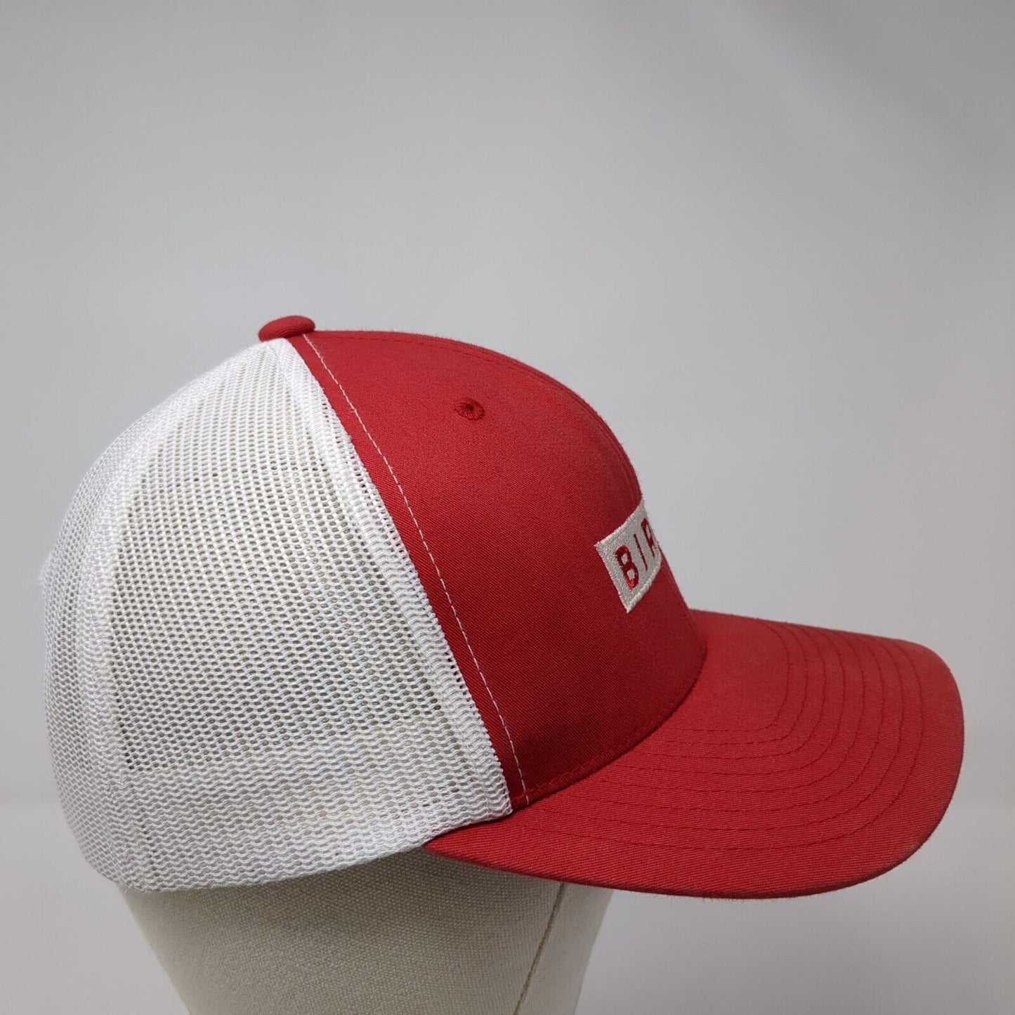 Birds Snapback Mesh Back Trucker Hat Red One Size The Classics Yupoong