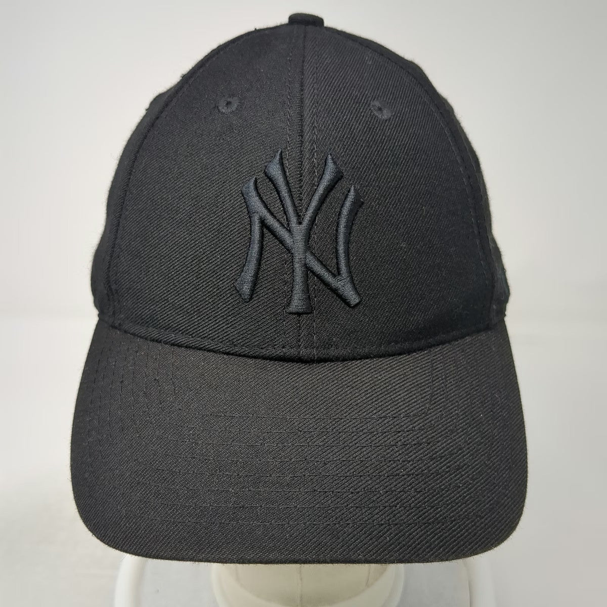 New York Yankees MLB '47 Baseball Cap Black One Size Strapback Tonal Gray Brim