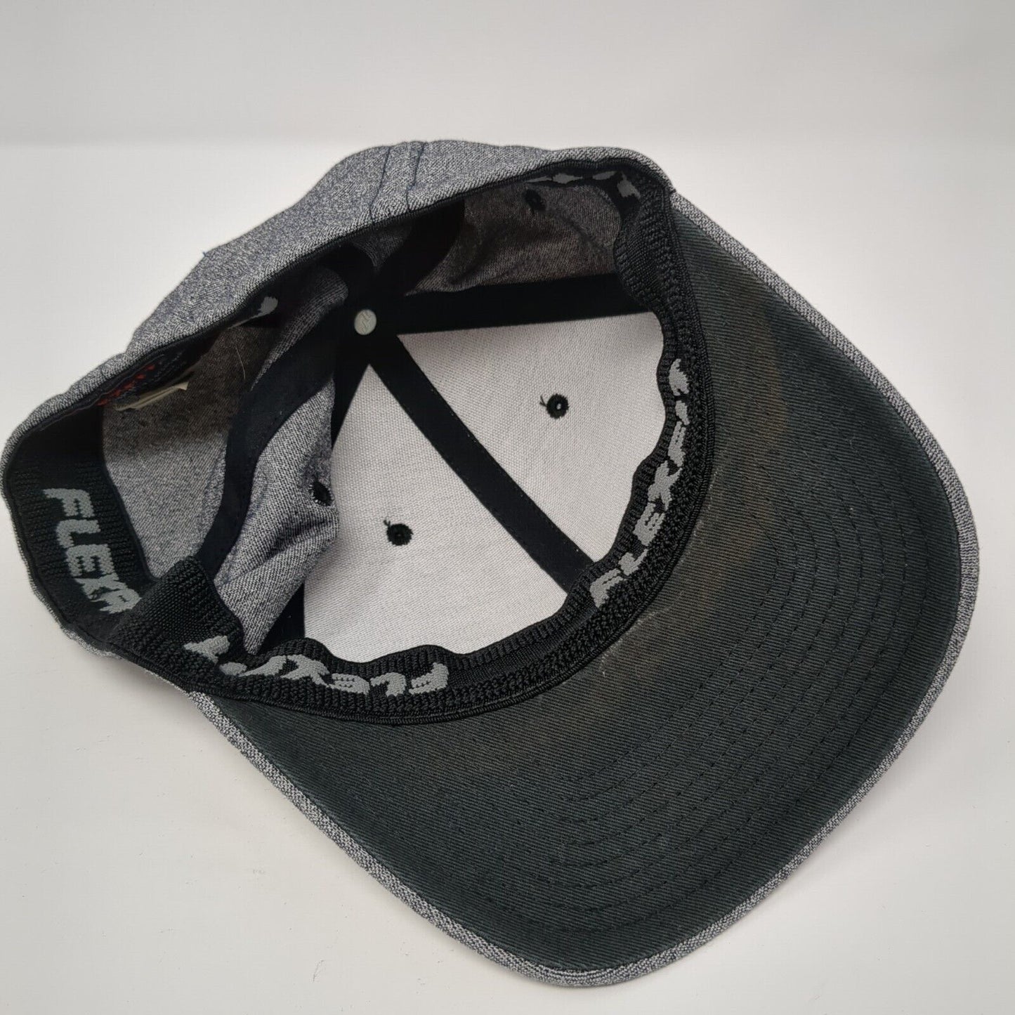 Travis Mathew El Dorado Fitted Hat Gray S-M 6 Panel Flexfit Yupoong