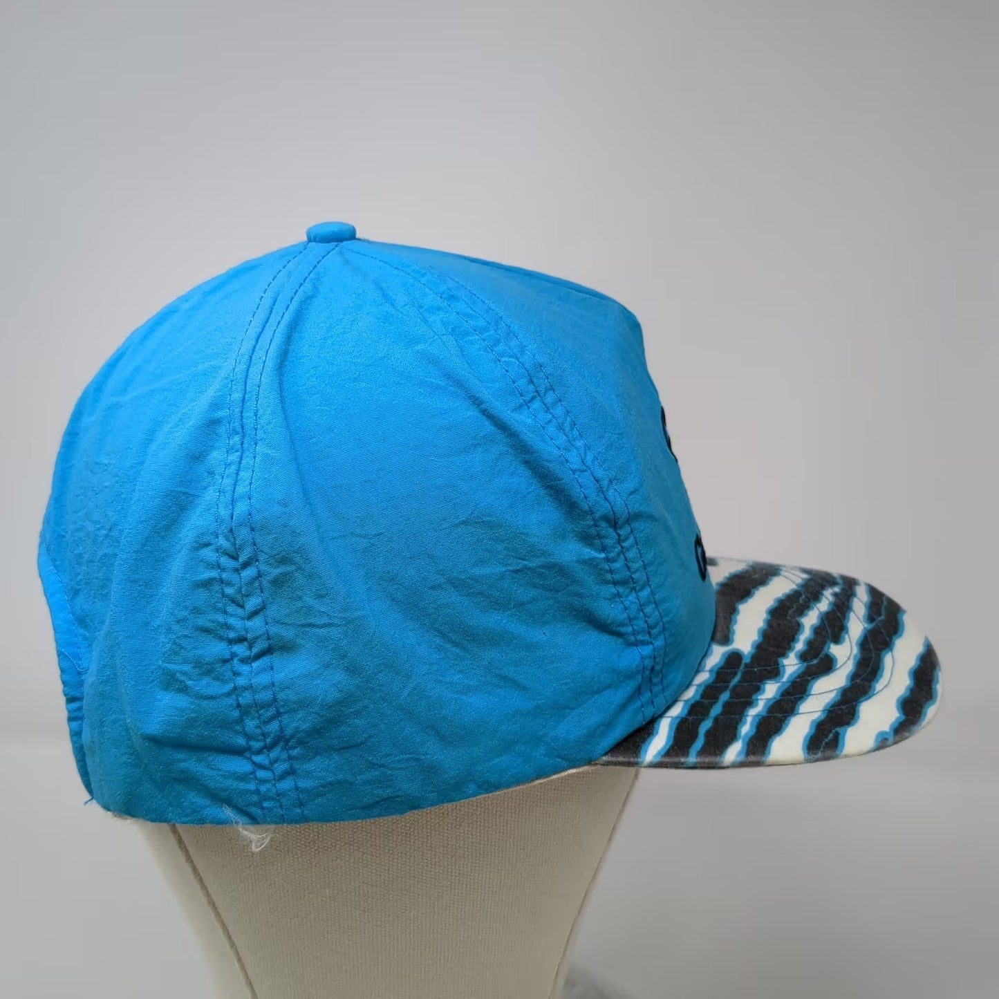 Miller Genuine Draft Hat Trucker Blue OS Snapback Zebra Embroidered Vintage