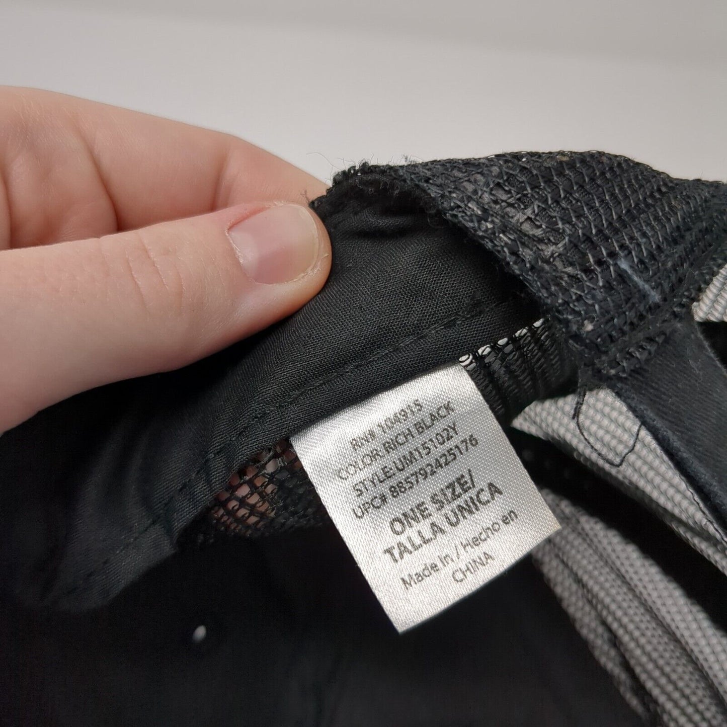 Unbranded Strapback Trucker Hat Black One Size Adjustable Mesh Back Blank