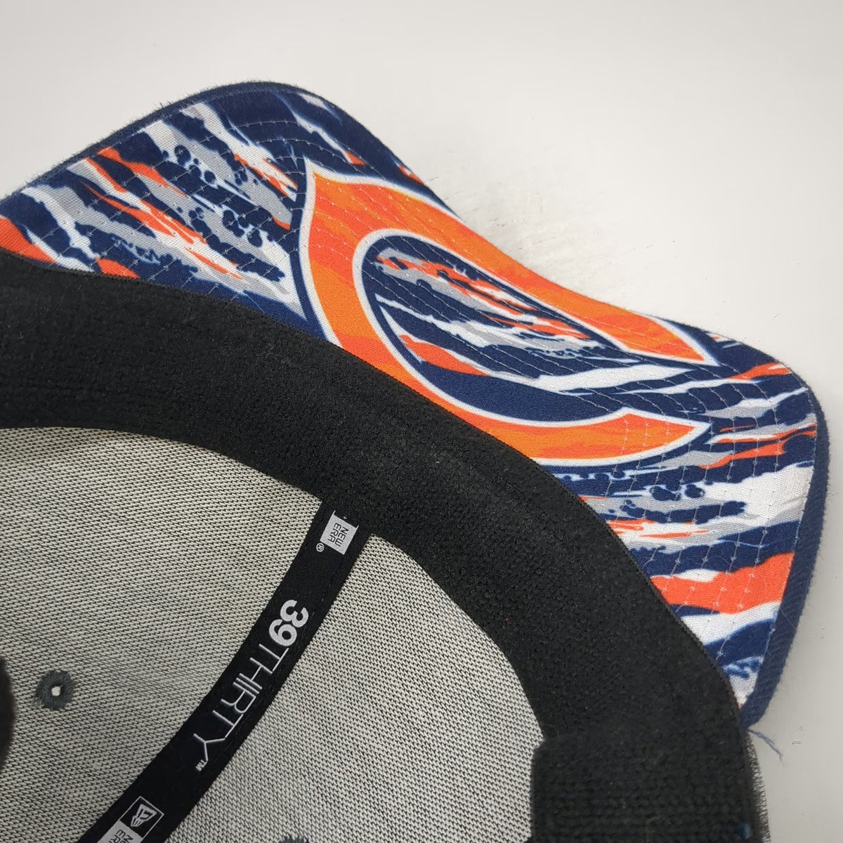 Chicago Bears NFL New Era Cap Gray Blue Orange XL 39THIRTY Graphic Underbrim Hat
