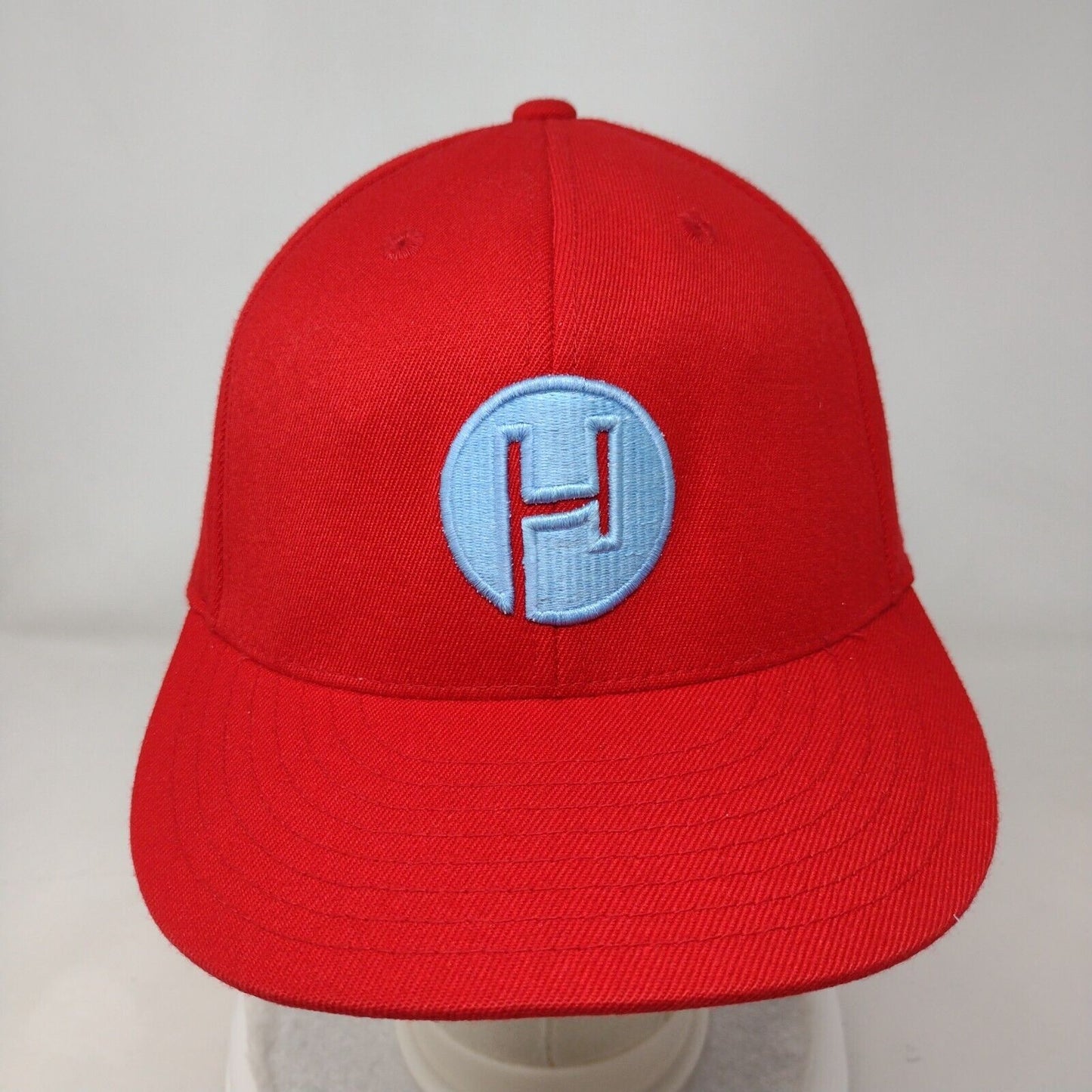 Vivint Solar 210 Fitted Hat Red Size 7 1/4-7 5/8 Embroidered 6 Panel Flexfit