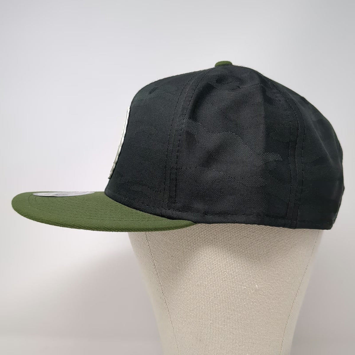 New Era Snapback Black Green One Size Camo Flat Brim Deep Clothing Brand Hat