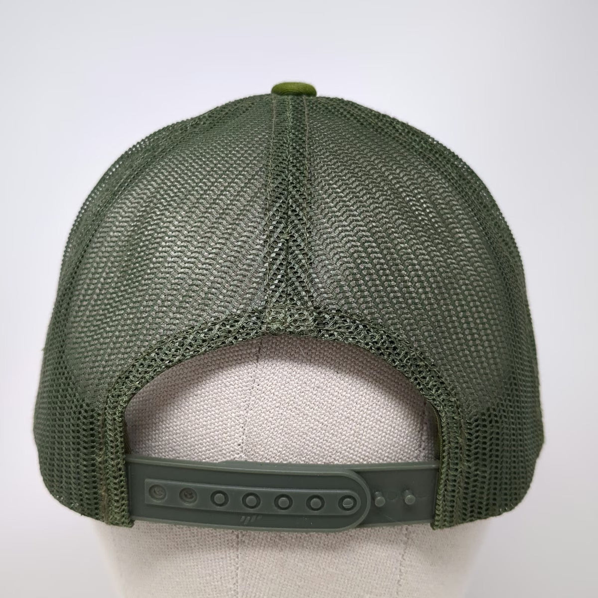 Yupoong Mac Tools Green Camo Trucker Hat One Size Snapback Mesh Adjustable Cap