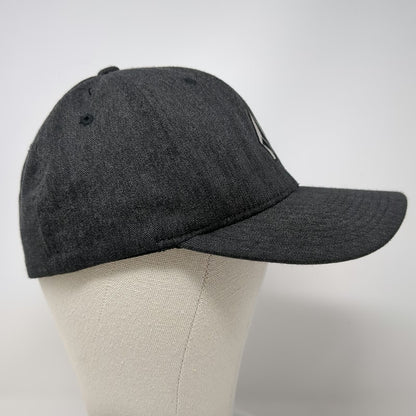 Volcom Baseball Cap Gray M Fitted Flexfit Embroidered Stone Logo Heathered Hat