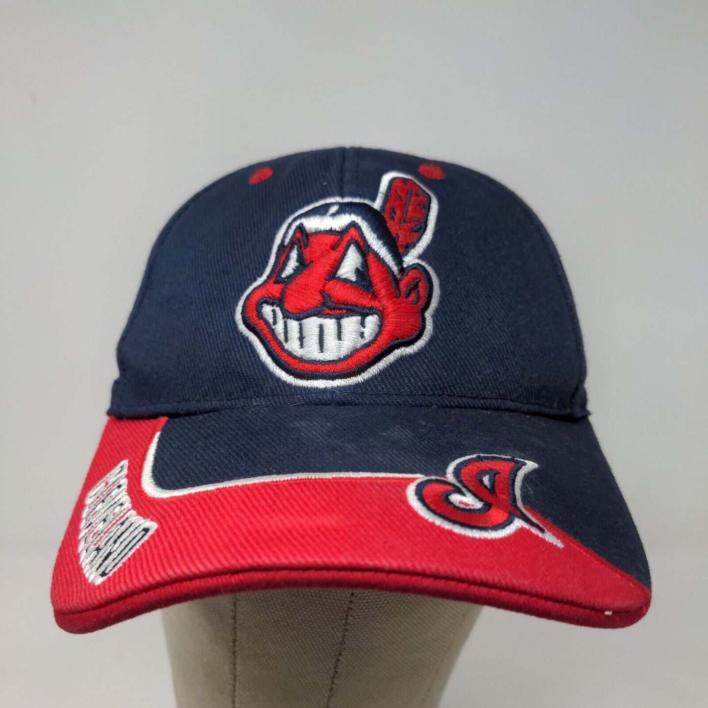 Fan Favorite Men's Strapback Hat Blue Red OSFA Embroidered Cleveland Indians