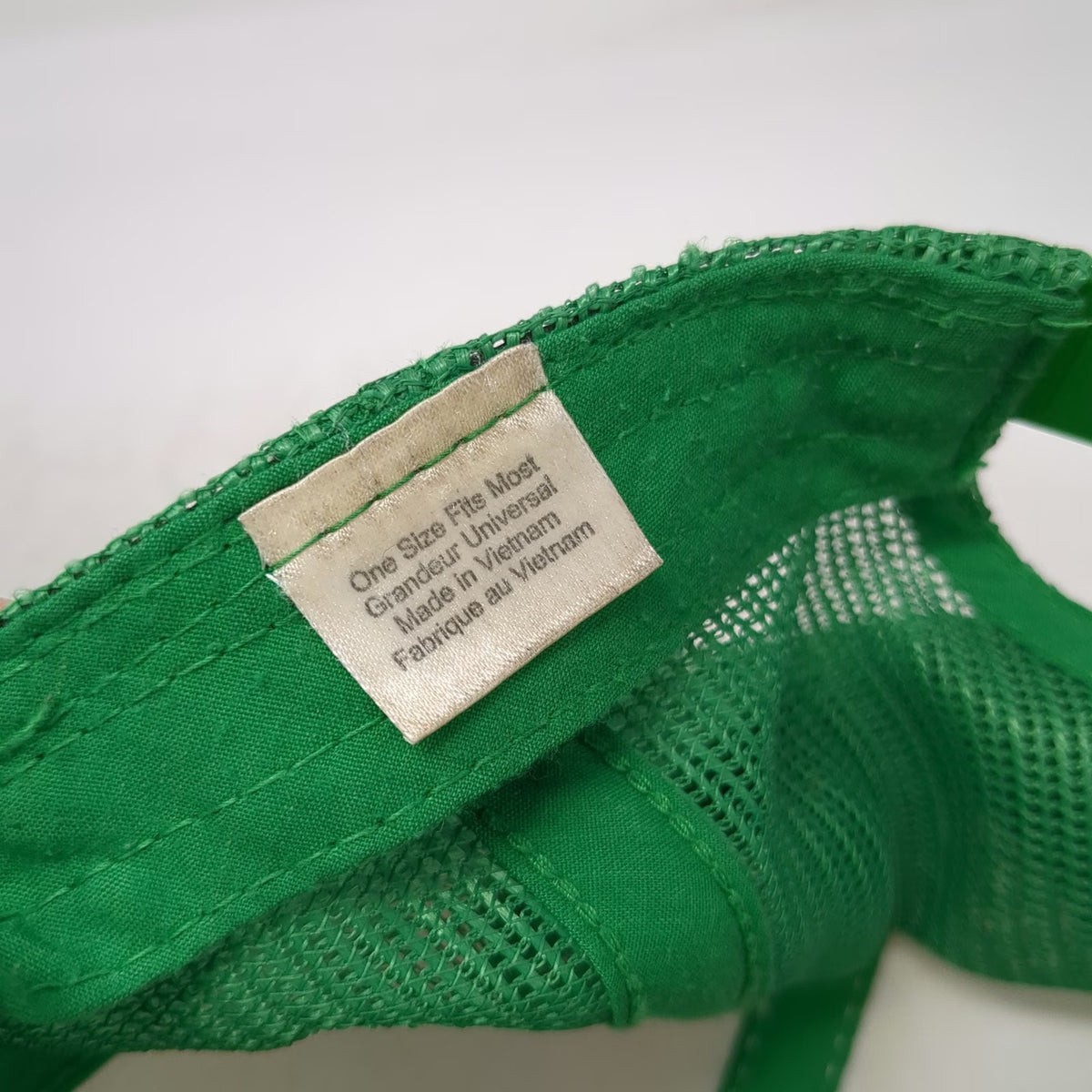 Bass Pro Shops Trucker Hat Green One Size Mesh Snapback Fishing Logo Adjustable
